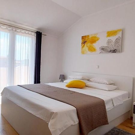 Apartments Marijana ラブ エクステリア 写真