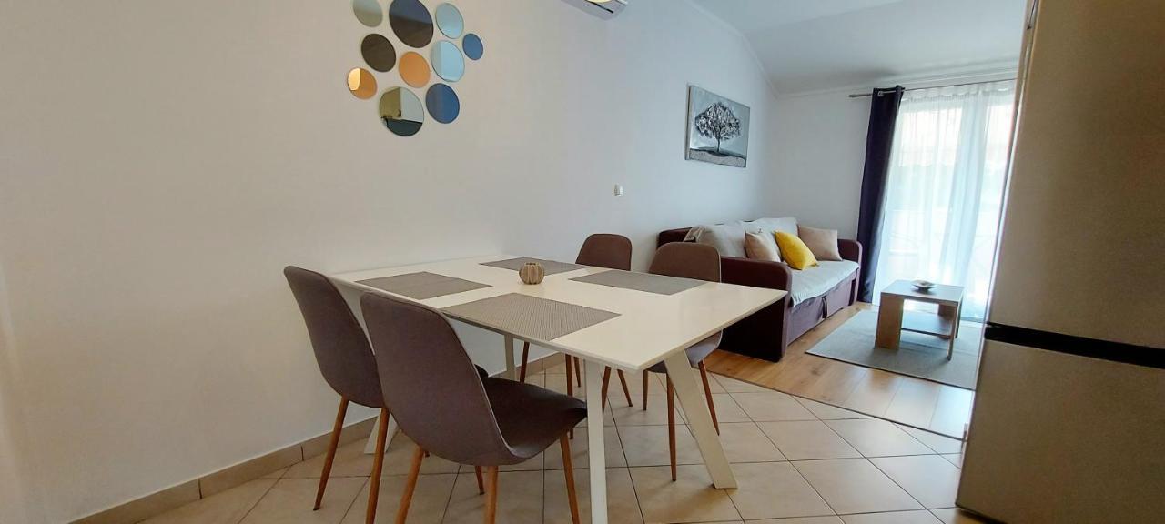 Apartments Marijana ラブ エクステリア 写真