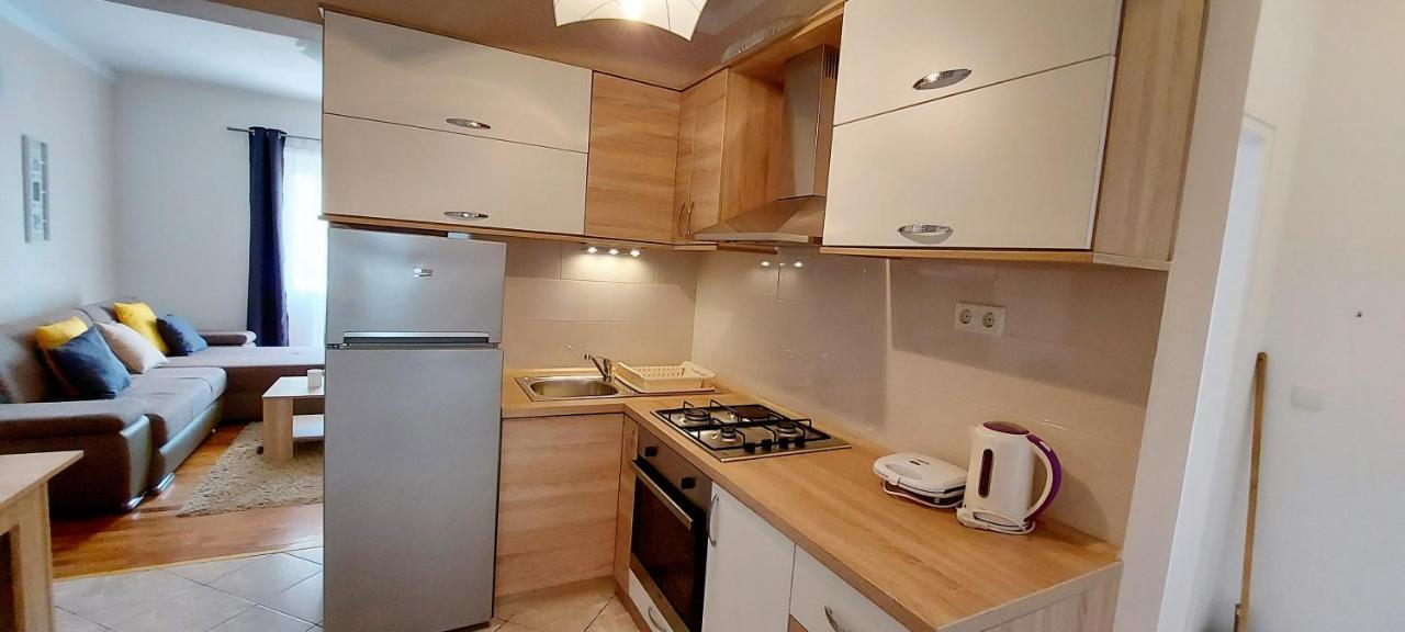 Apartments Marijana ラブ エクステリア 写真