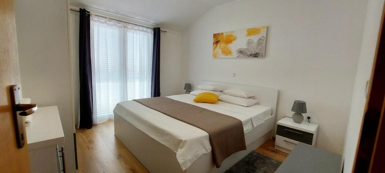 Apartments Marijana ラブ エクステリア 写真